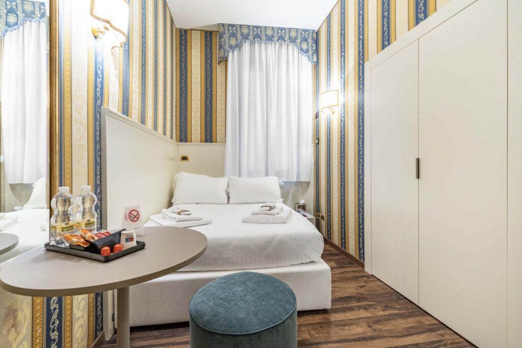 Standard room at Ca’ Morosini in Venice